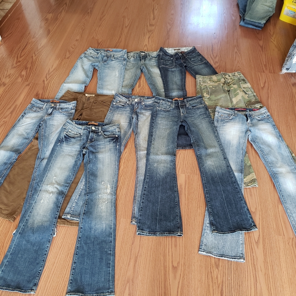 *Bundle of 10 Jeans*